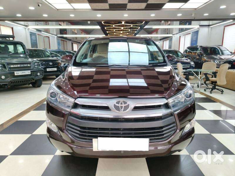 Toyota Innova Crysta 2.4 V, 2017, Diesel