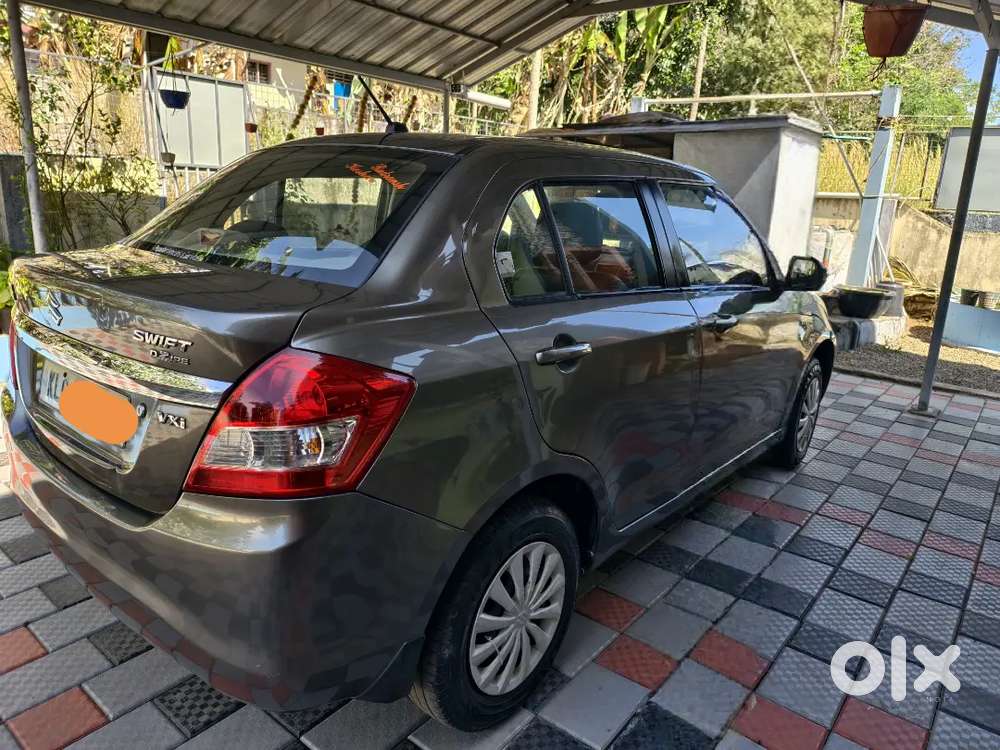Maruti Suzuki Dzire 2016 Petrol 89000 Km Driven