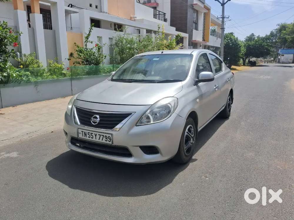 Nissan Sunny 2011 Car