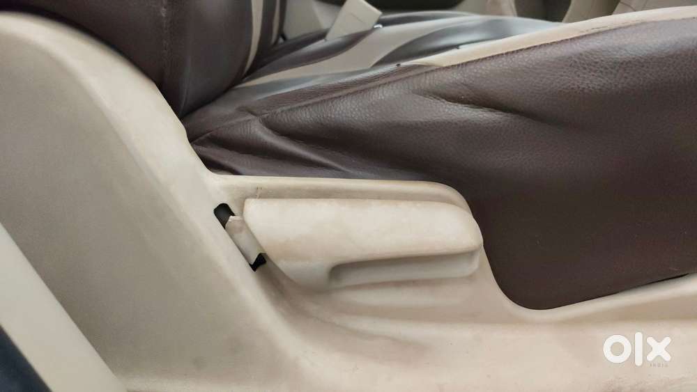 Maruti Suzuki Ertiga 2012-2015 Vxi Cng, 2015, Cng & Hybrids