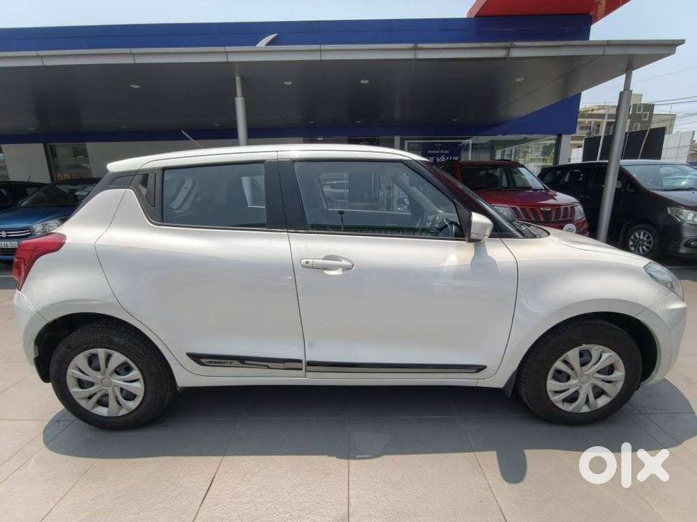 Maruti Suzuki Swift 1.2 Vxi (o), 2022, Petrol