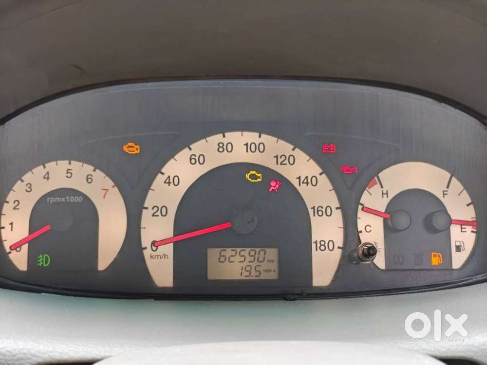 Mahindra Quanto C8, 2012, Diesel