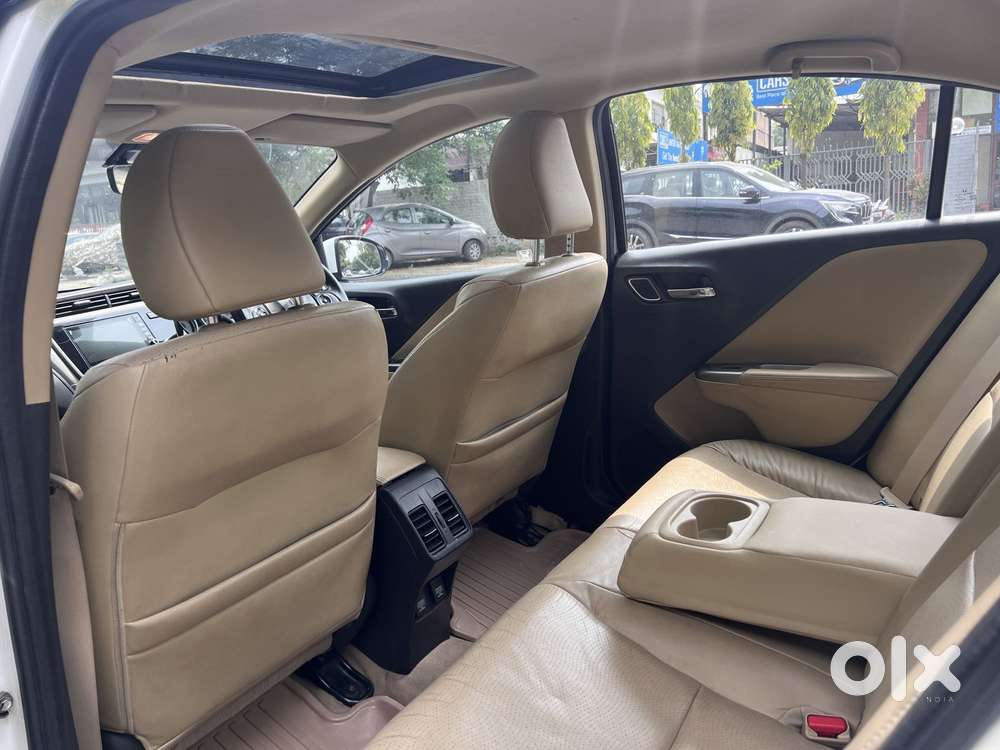 Honda City V At Sunroof I-vtec, 2017, Petrol