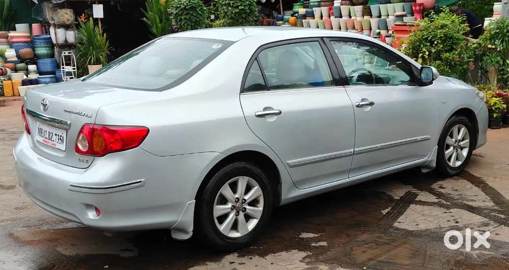 Toyota Corolla Altis 2011