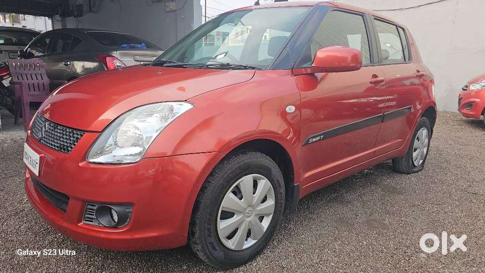 Maruti Suzuki Swift 1.2 Vxi (o), 2011, Petrol