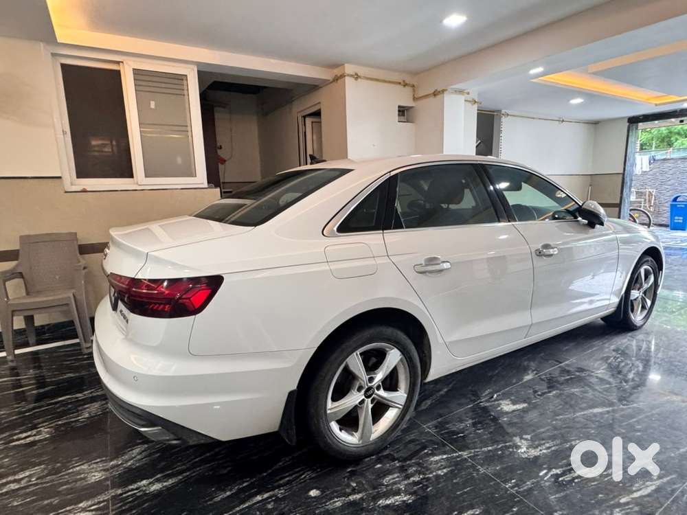 Audi A4 Petrol 2023