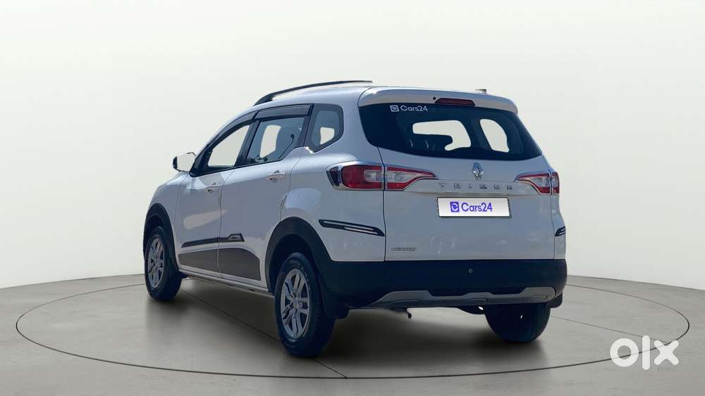 Renault Triber Rxt, 2022, Petrol