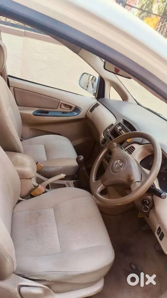 Toyata Innova