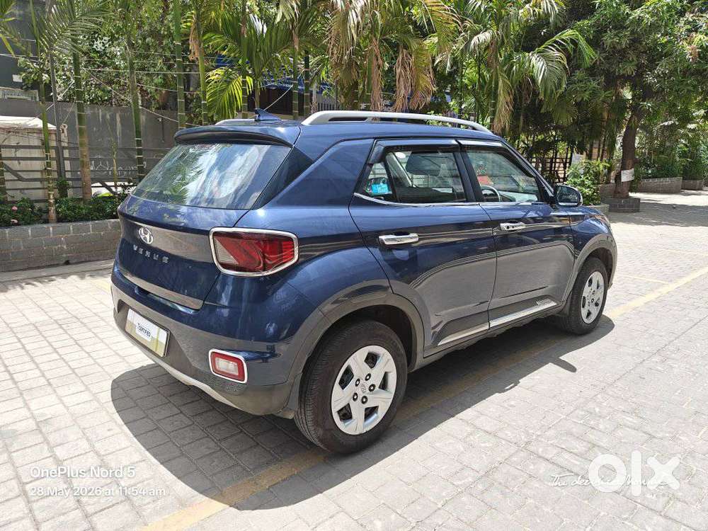 Hyundai Venue 1.2 S Plus, 2021, Petrol