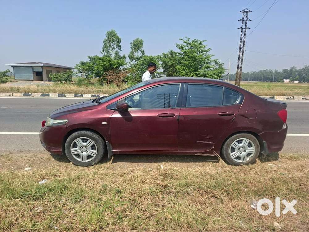 Urjent Sale Honda City Petrol+cng Manual 2012