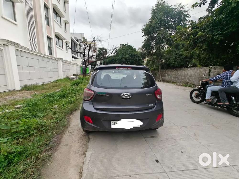Hyundai Grand I10 2016 Petrol 82000 Km Driven