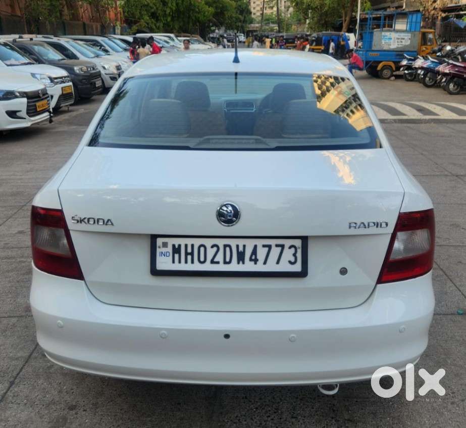 Skoda Rapid 1.6 Mpi Ambition, 2015, Petrol