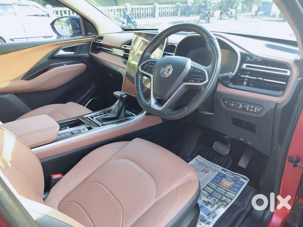 Mg Hector Plus Sharp Pro 1.5 Turbo Petrol Cvt 7 Str, 2024, Petrol
