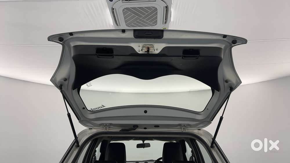 Maruti Suzuki Swift Vvt Vxi, 2019, Petrol