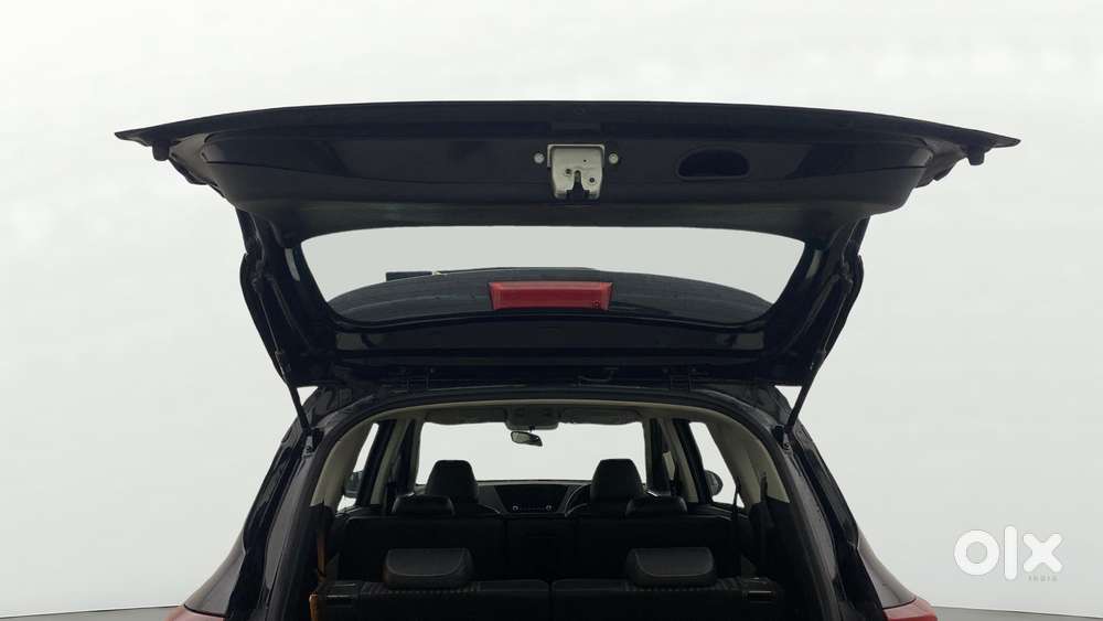 Kia Carens 1.5 Prestige Plus 7 Str Imt, 2023, Petrol