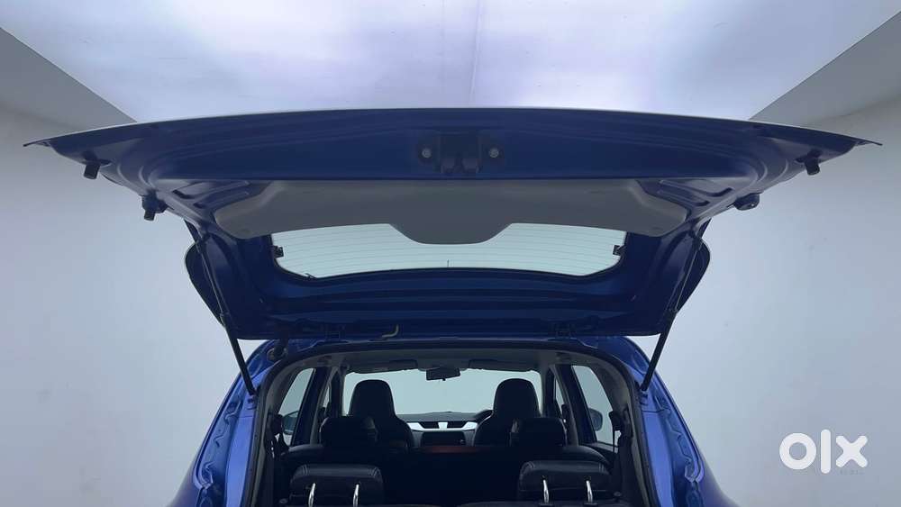 Renault Triber Rxz, 2020, Petrol
