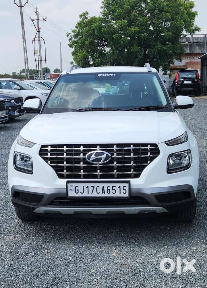 Hyundai Venue 1.2 S (o), 2021, Petrol