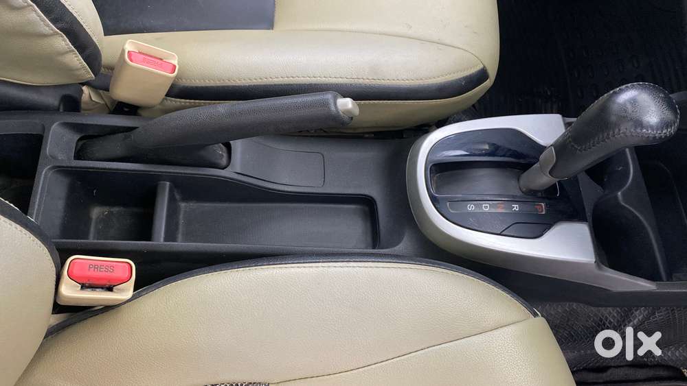 Honda Jazz 1.2 V At I Vtec, 2016, Petrol