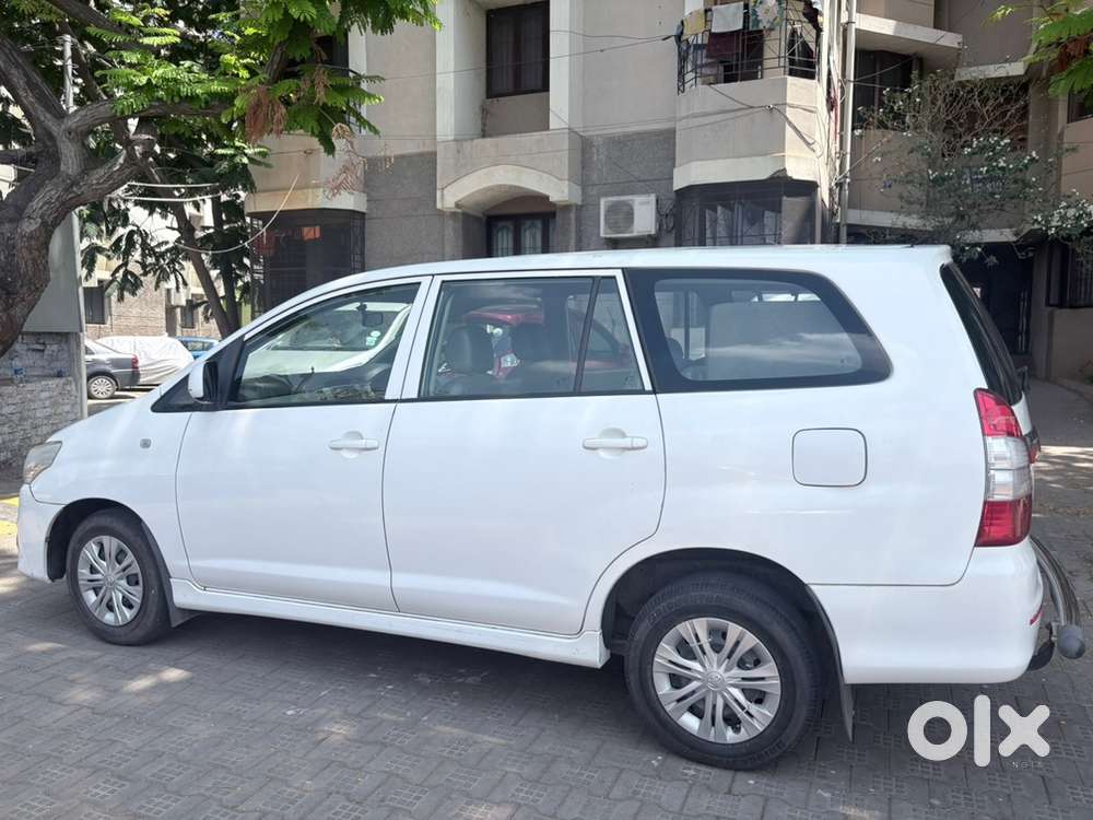 Toyota Innova 2012 Diesel Well Maintained
