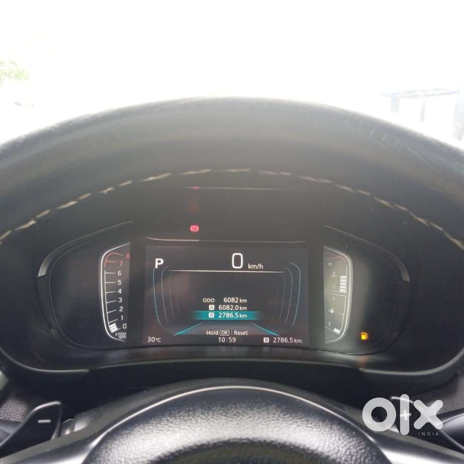 Toyota Urban Cruiser Hyryder 1.5 V Neo Drive At, 2025, Petrol