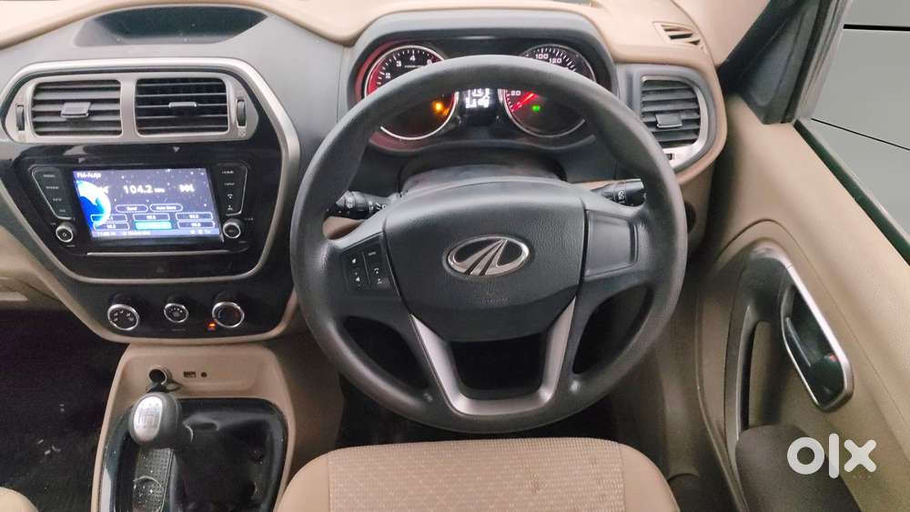 Mahindra Tuv 300 T10, 2019, Diesel