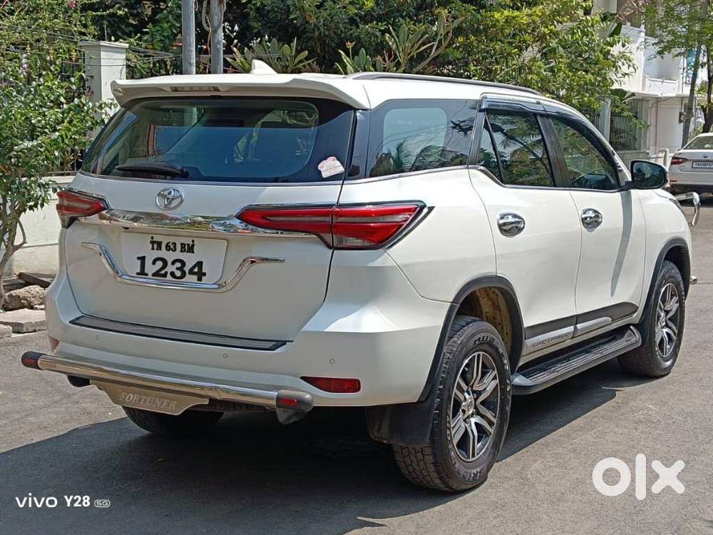 Toyota Fortuner 4x2 Mt 2.8 Diesel, 2021, Diesel