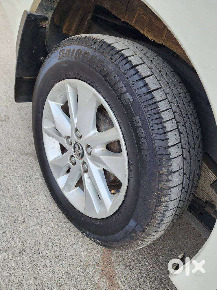 Toyota Innova Crysta 2.4 V, 2017, Diesel