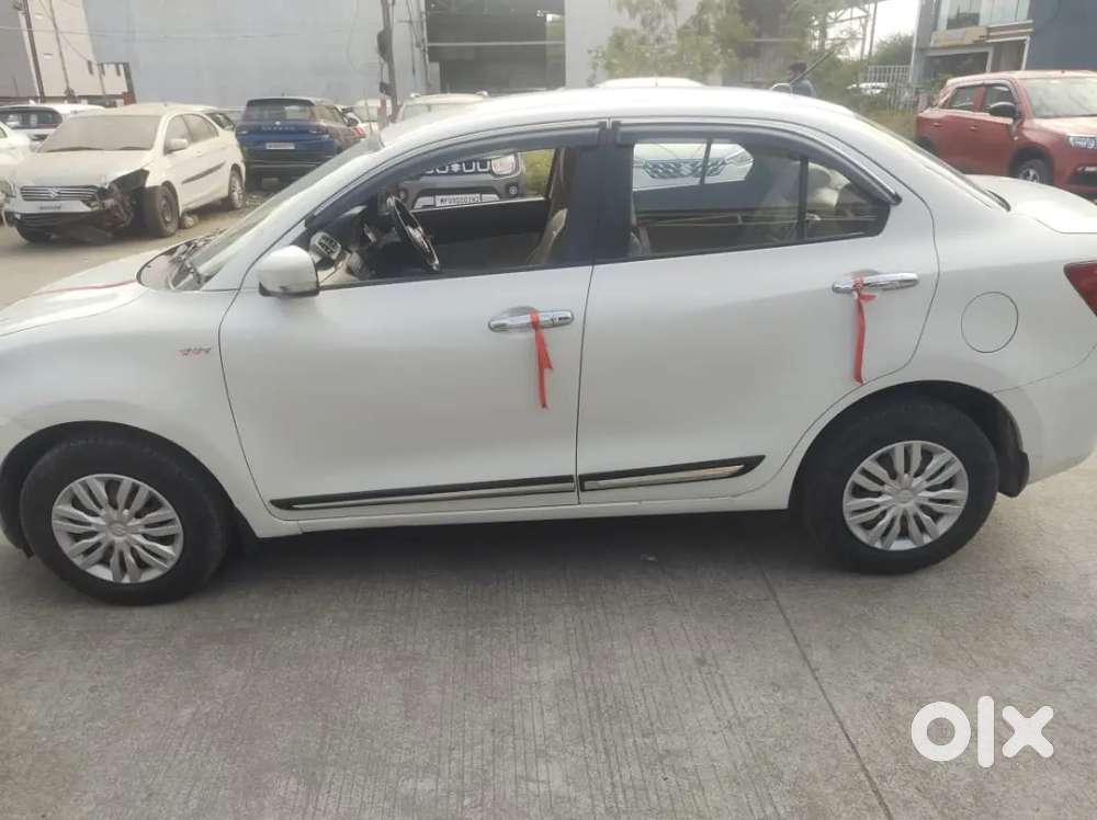 Maruti Suzuki Dzire 2017 Petrol 60000 Km Driven