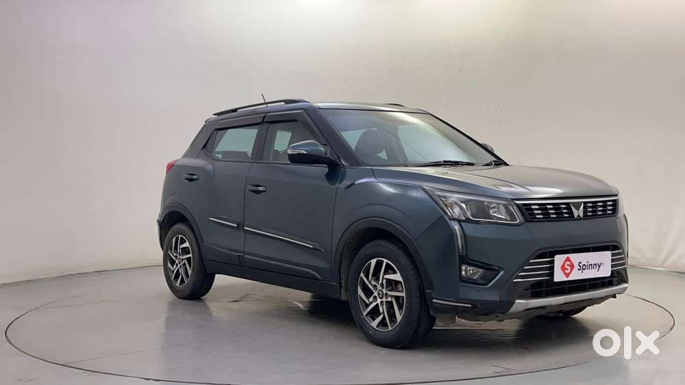 Mahindra Xuv300 W8 (o) 1.5 Diesel Amt, 2023, Diesel