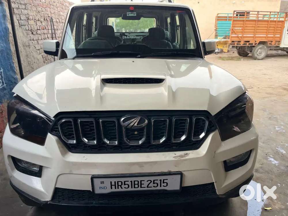 Mahindra Scorpio Classic 2016 Diesel 217000 Km Driven