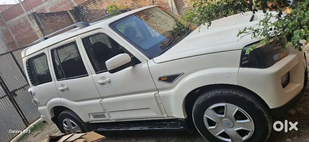 Mahindra Scorpio 2016 Diesel 98000 Km Driven