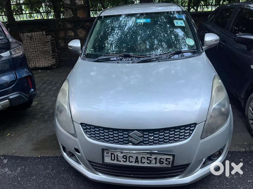 Maruti Suzuki Swift Vxi 2012