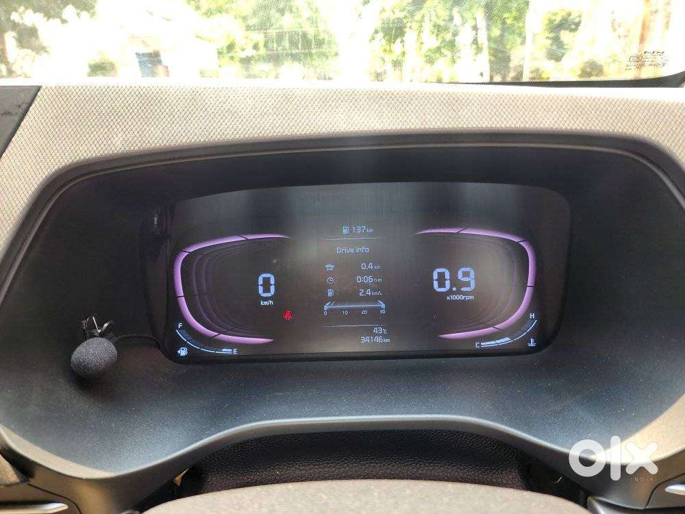 Kia Carens 1.5 Luxury Plus Turbo Dct, 2022, Petrol