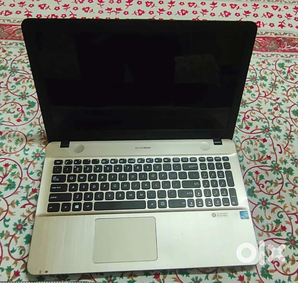 Asus vivobook X 541N