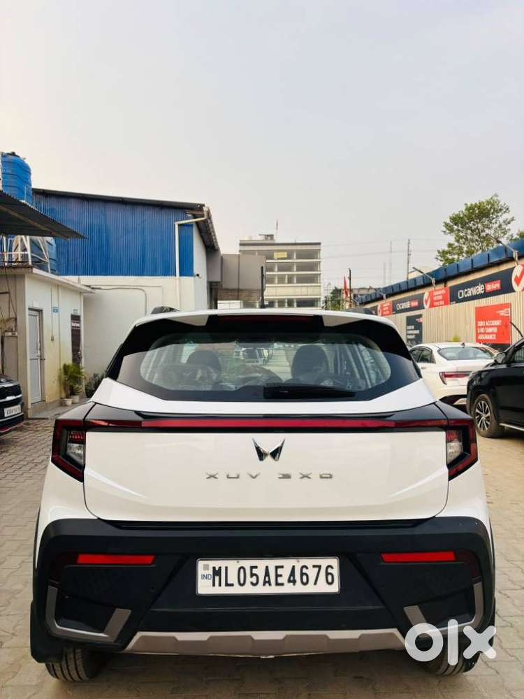 Mahindra Xuv 3xo Ax5 Pm At, 2025, Petrol