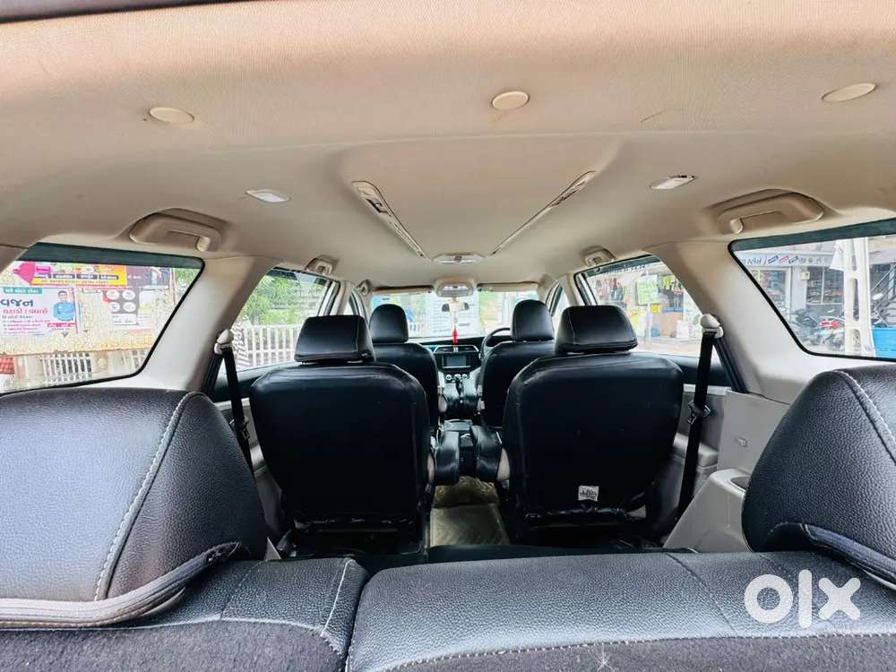 Mahindra Marazzo .m8 7str.2018 .good Condition