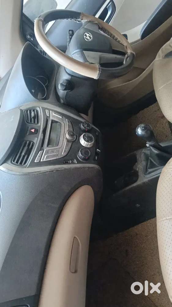 Hyundai Eon Sportz 2013 Petrol