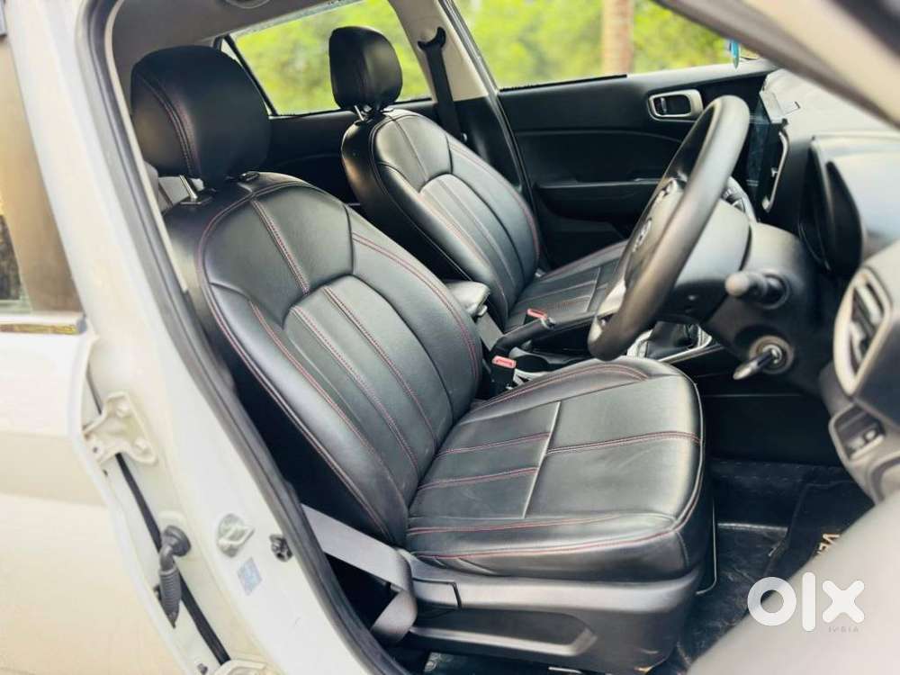 Hyundai Venue 1.2 S Plus, 2020, Petrol