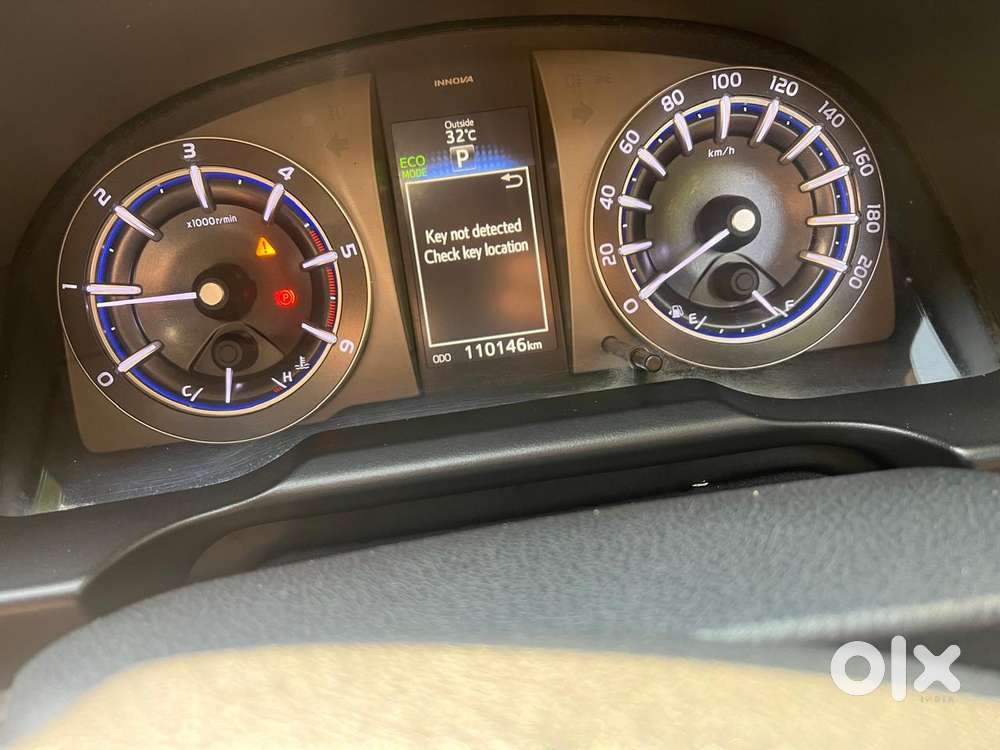 Toyota Innova Crysta 2.8z Automatic, 2016, Diesel