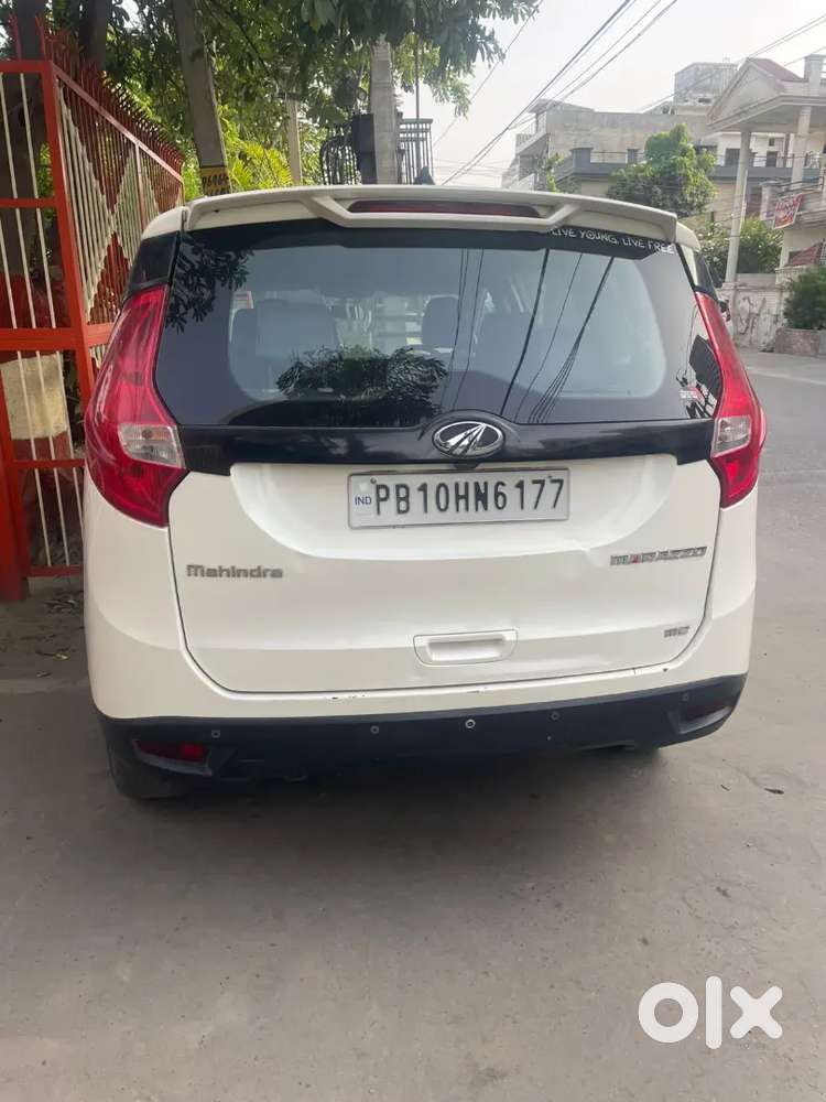 Mahindra Marazzo 2020