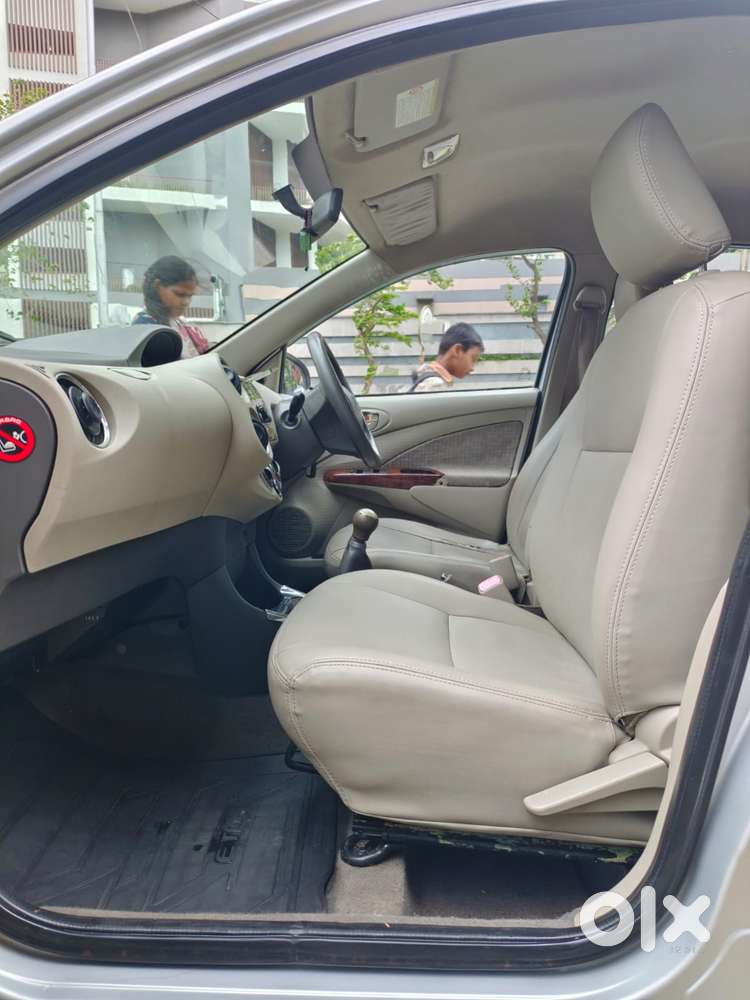 Toyota Etios Liva V Limited, 2014, Petrol