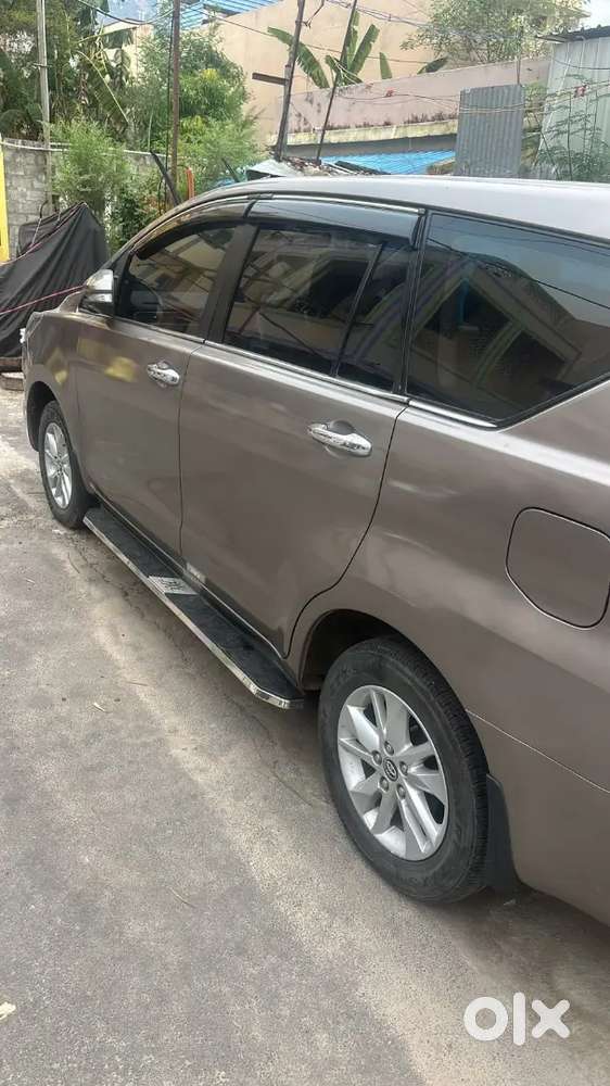 Toyota Innova Crysta