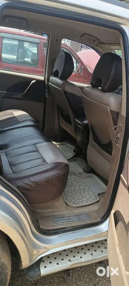Mahindra Xuv500 2014