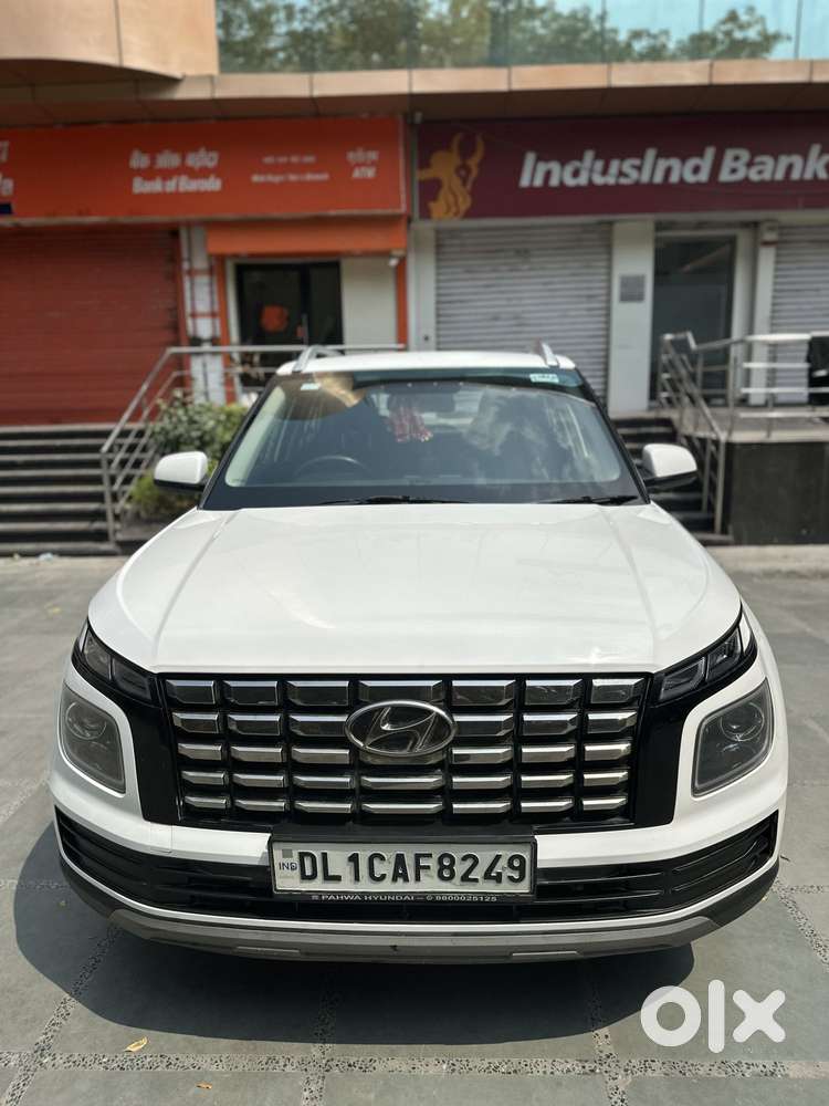 Hyundai Venue 1.2 S (o), 2022, Petrol