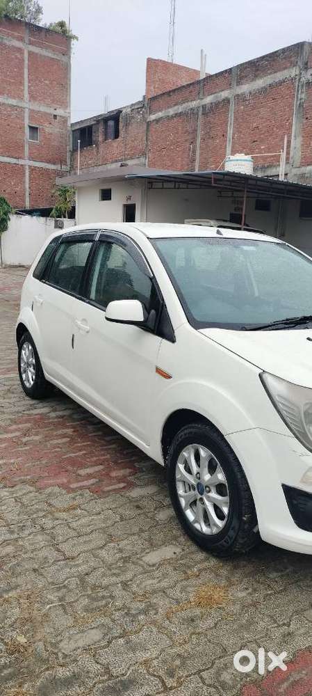 Ford Figo 1.2p Titanium Plus Mt, 2014, Diesel