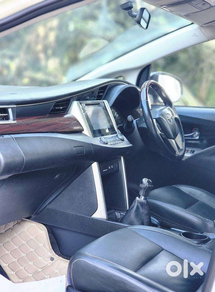 Toyota Innova Crysta 2.4 Z 7 Str, 2017, Diesel