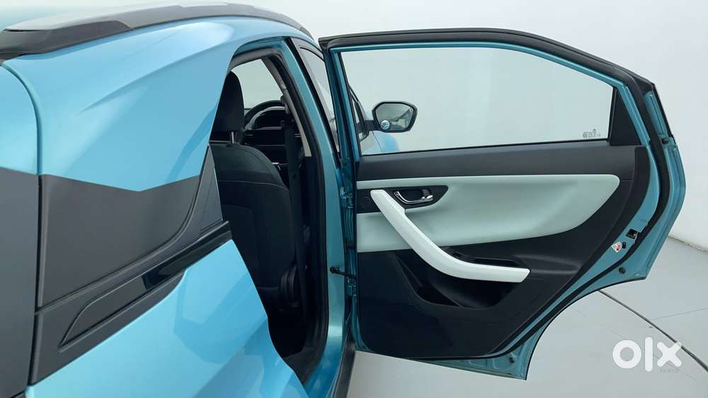 Tata Nexon Creative Plus 1.2 Revotron Petrol 7dca, 2024, Petrol