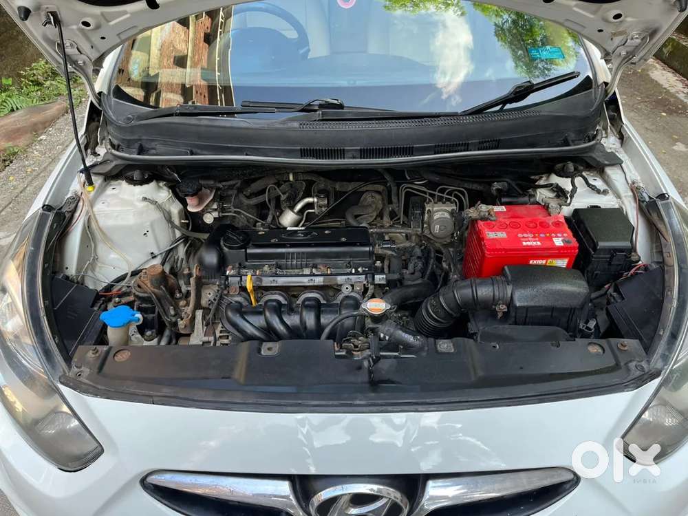 Hyundai Verna Vtvt 1.6 Sx, 2012, Petrol