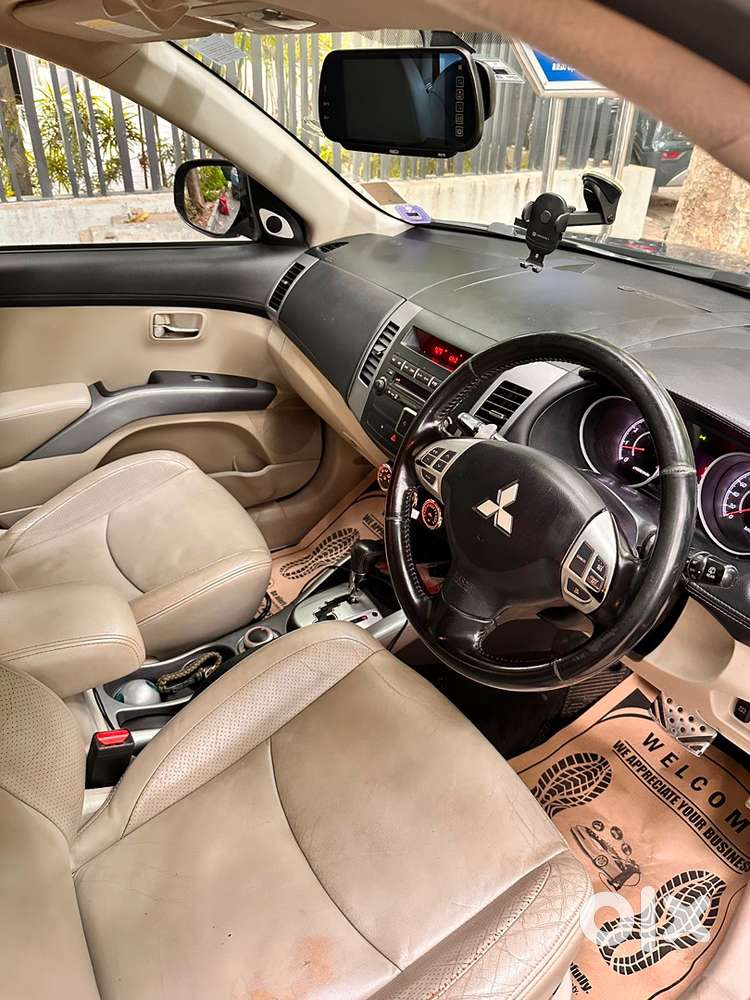 Mitsubishi Outlander 2010