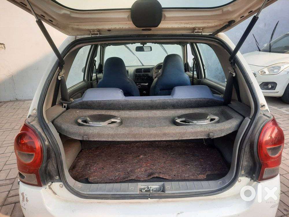 Maruti Suzuki Alto K10 2010-2014 Vxi, 2012, Petrol